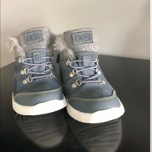 UGG toddler boy sneaker boot. Size 11